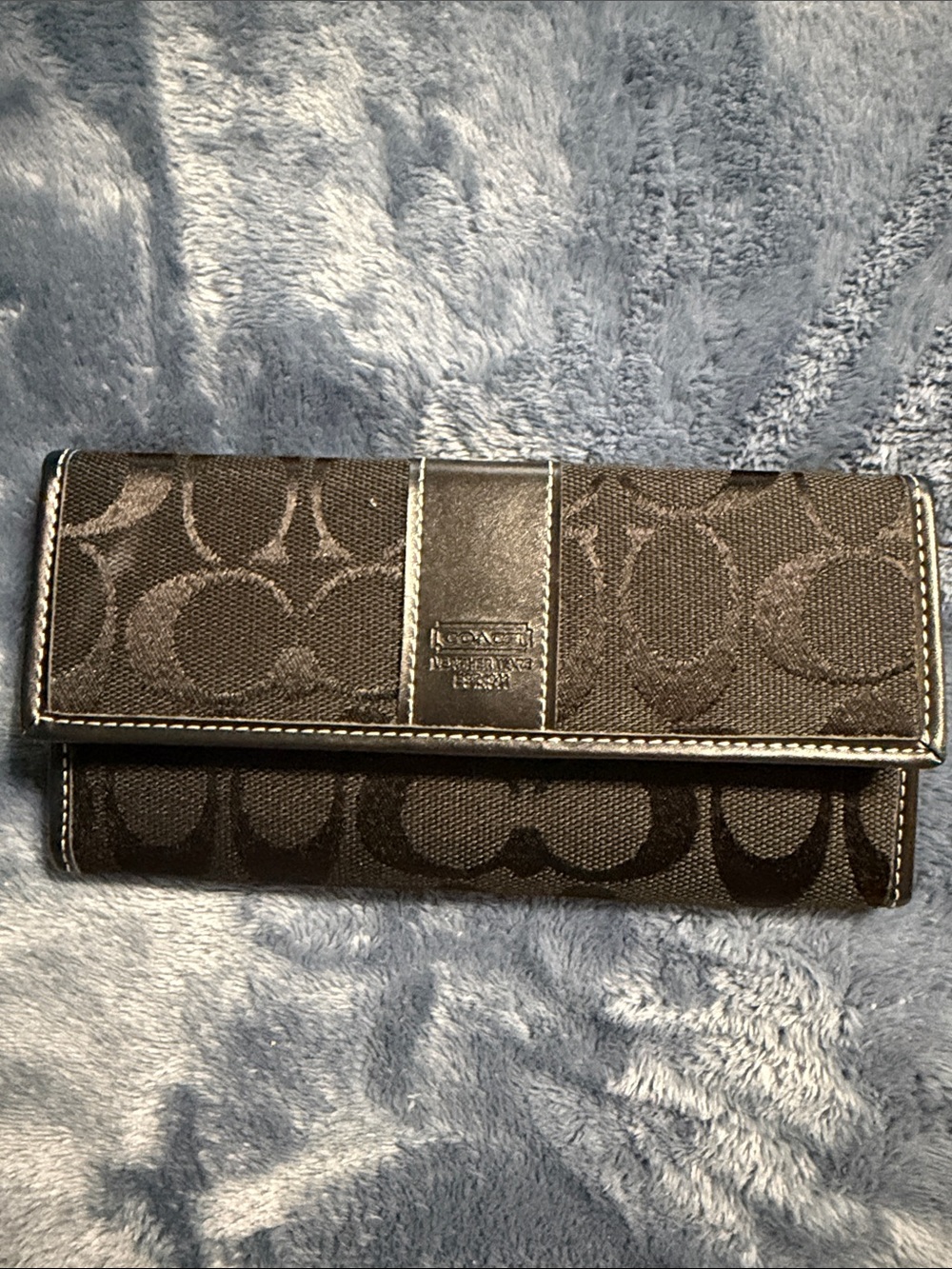 New Coach Black Logo Continental Wallet